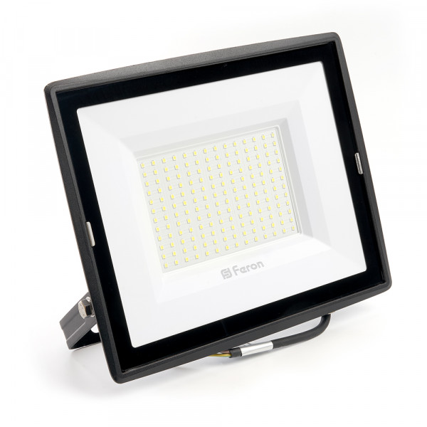 Прожектор светодиодный