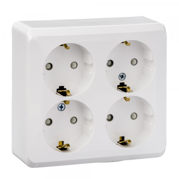 Розетка четырехместная 16А 250B